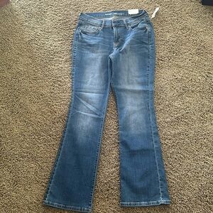 Brand new with tags old navy mid rise curvy profile boot cut jeans NWT